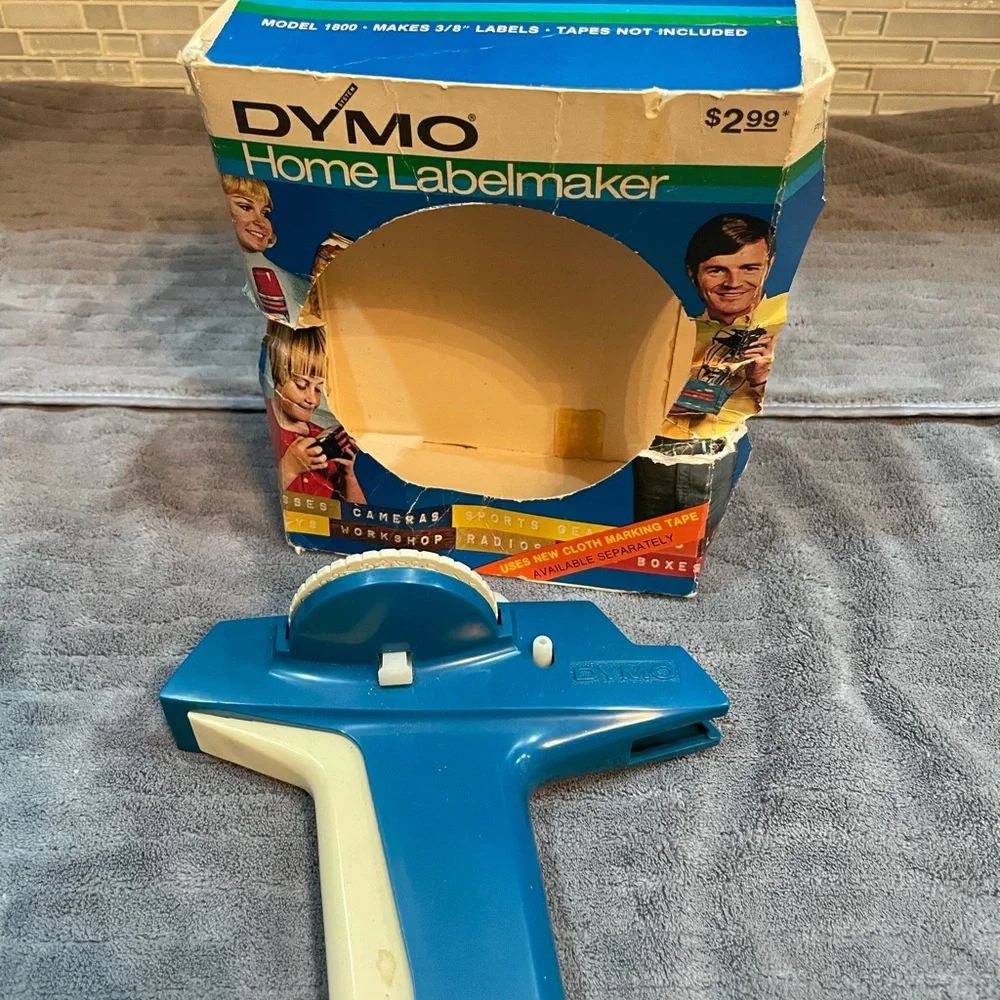 Vintage DYMO Home Label Maker 1970's Model 1800 Blue Teal Original With Box
